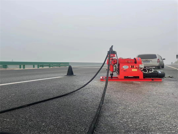 洋县马路路基路面开裂下沉注浆加固灌浆